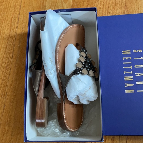 STUART WEITZMAN flat rhinestone jewels sandal brass leather thong slip on EUC - Picture 10 of 16